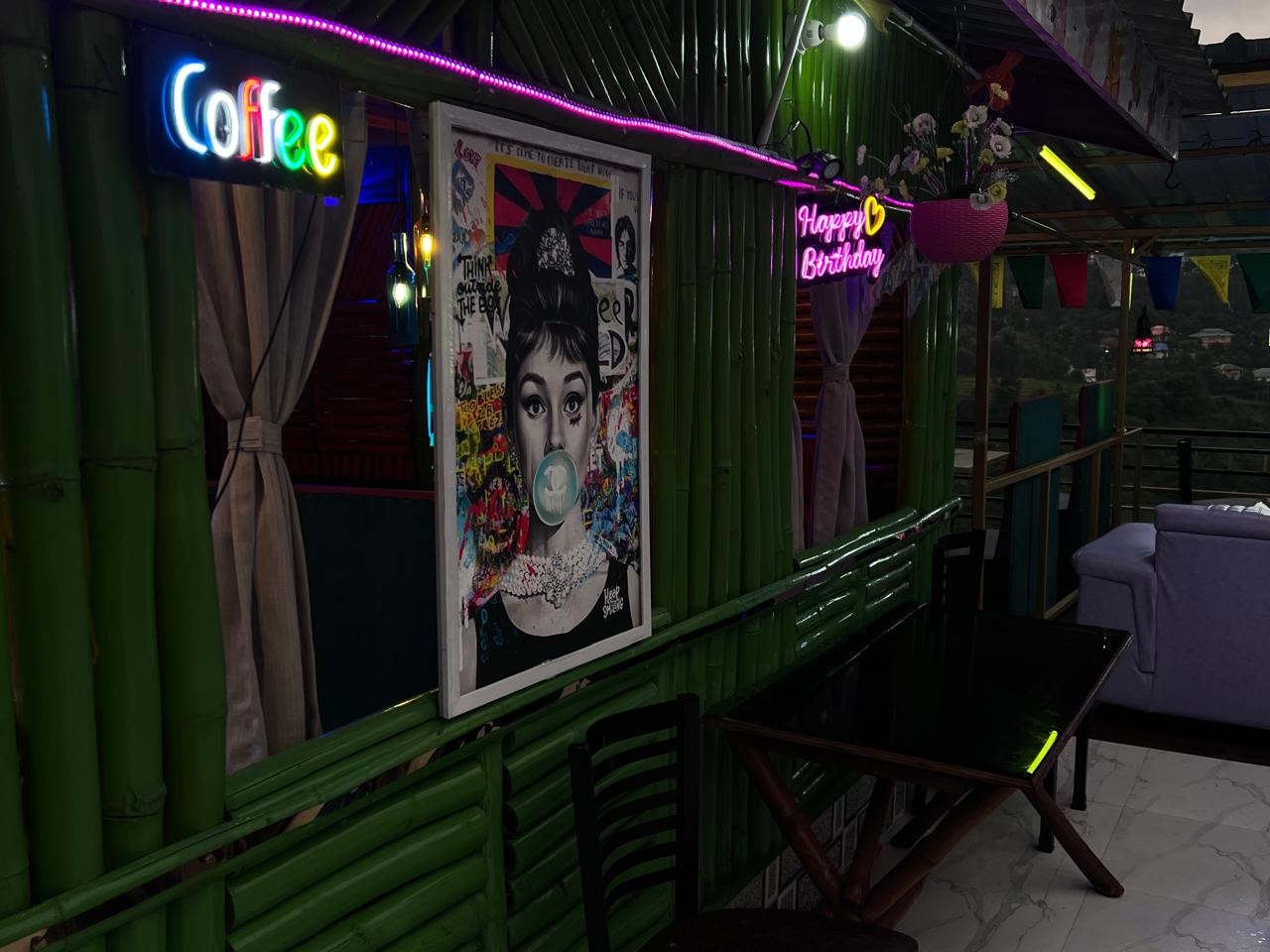 Cafe photo 4